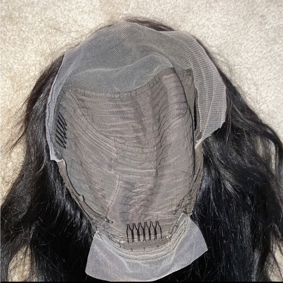 24 Inch Glueless Body Wave Lace Frontal - Picture 4 of 4